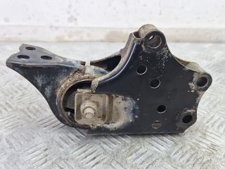 подушка крепления КПП Mazda 323 3 поколение 1992