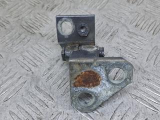 петля двери Volkswagen Golf 5 поколение 2007, 1.4 л., CAXA, бензин, 6МКПП, серый, универсал, передний привод, 1K9833402B