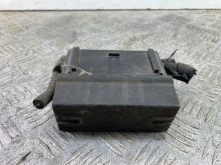 блок предохранителей Opel Vectra B 1997, 1.6 л., X 16 XEL, бензин, МКПП, серебро, седан, передний привод, 90504535