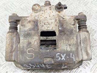 суппорт передний левый Suzuki SX4 1 поколение 2010, 1.6 л., M16A, бензин, МКПП, минивэн, передний привод