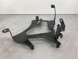 крепление интеркулера Land Rover Range Rover Sport 2 поколение [рестайлинг] (2017 - 2020), 2.0 л., гибрид, АКПП, серый, внедорожник 5 дв., полный привод