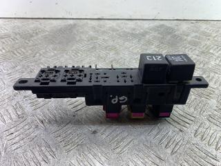 блок реле Volkswagen Passat B5 (1996 - 2001), 8L0941822A