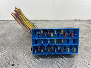 блок предохранителей Renault Megane 1 поколение [рестайлинг] (1999 - 2003), 1.4 л., K4J 710, бензин, МКПП, оливковый, хетчбэк 5 дв., передний привод