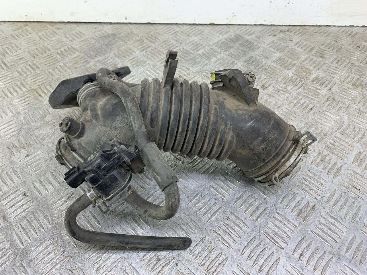 патрубок воздушного фильтра Toyota Camry 7 поколение XV40 (2006 - 2009), 3.5 л., бензин, 178800V060 - фото №1