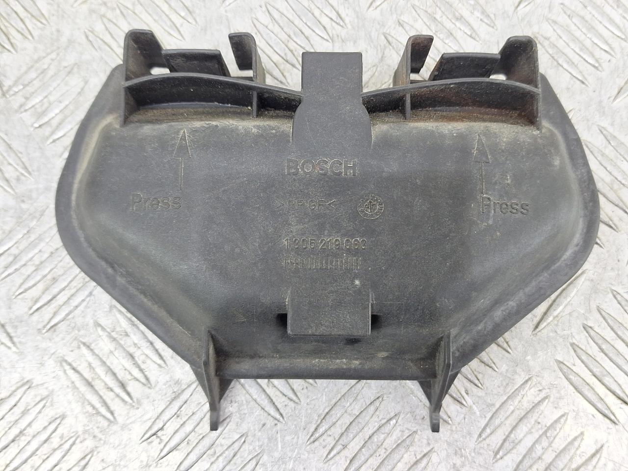 крышка фары Audi A4 B5 1997, 1.6 л., AHL, бензин, МКПП, универсал, 1305219063 - фото №1