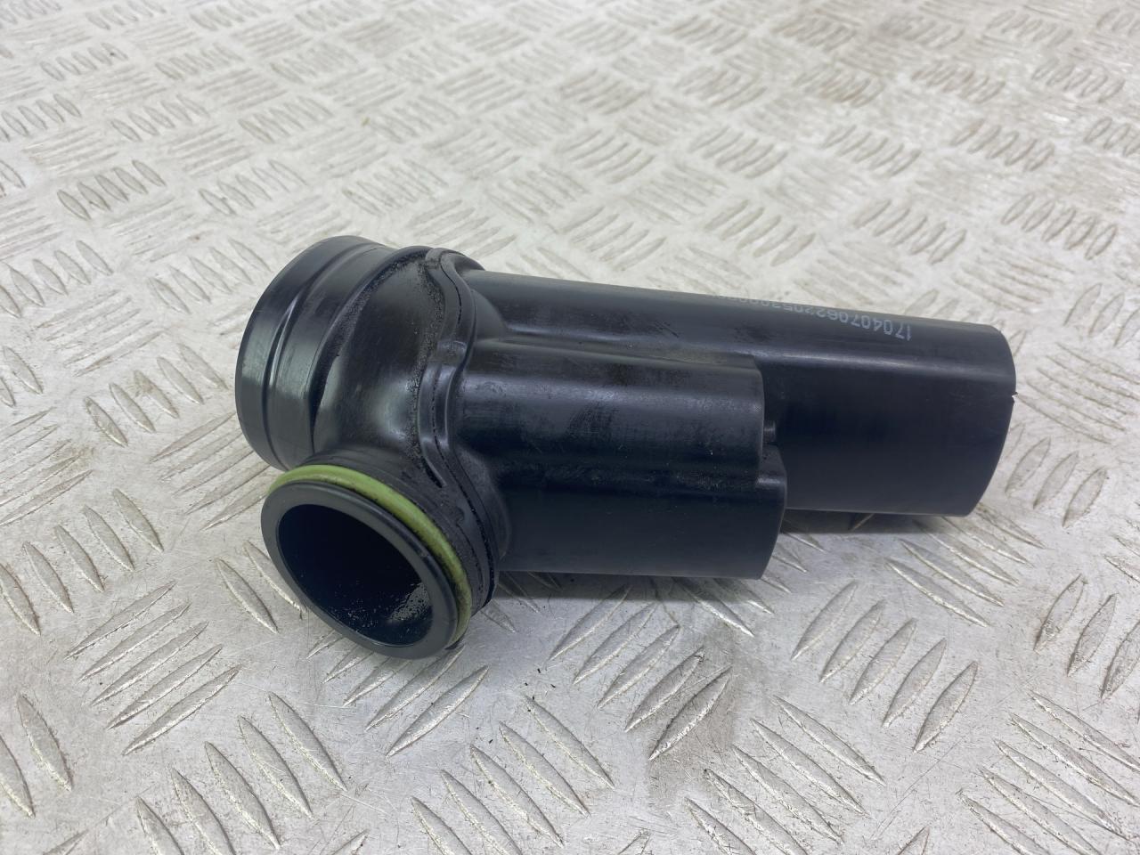 гофра инжектора Audi A4 B9 2017, 1.4 л., CVNA, бензин, 6МКПП, темно-синий, универсал, передний привод, 04E129656K - фото №1