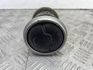 дефлектор обдува салона Nissan Qashqai 1 поколение (2006 - 2010), 68760J010A