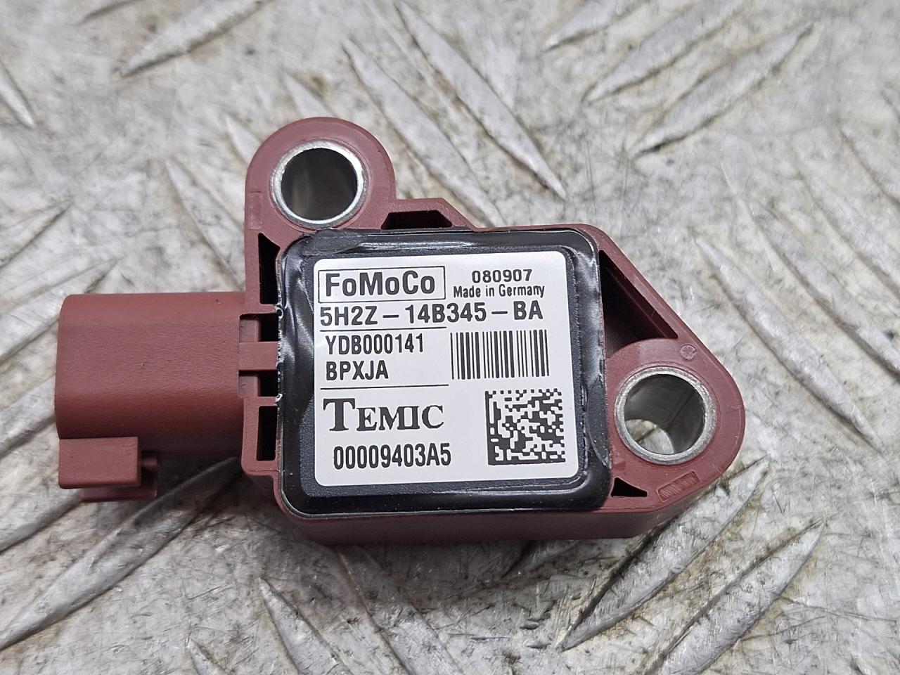 датчик удара Land Rover Discovery 3 поколение L319 2007, 2.7 л., 276DT, дизель, АКПП, серый, внедорожник 5 дв., полный привод, 5H2Z-14B345-BA, YDB000141 - фото №1