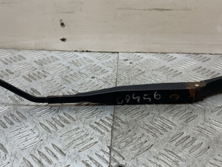 щеткодержатель (поводок стеклоочистителя, дворник) Alfa Romeo 156 1 поколение 2002, 2.0 л., 937 A1.000, бензин, МКПП, черный, универсал, передний привод