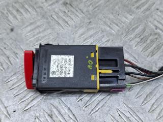 кнопка аварийной сигнализации Skoda Octavia 1 поколение (A4) [рестайлинг] 1U 2010, 1.9 л., AXR, дизель, 5МКПП, красный, хетчбэк 5 дв., передний привод, 1U0953235B