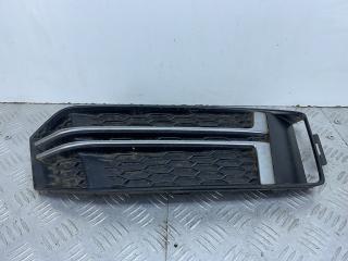 заглушка (решетка) в бампер Audi A4 B9 2017, 1.4 л., CVNA, бензин, 6МКПП, темно-синий, универсал, передний привод, 8W0807682F