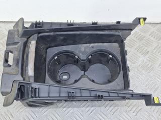 подстаканник Mazda 6 3 поколение [2-й рестайлинг] 2020, 2.0 л., бензин, МКПП, красный, универсал, передний привод, GRF56439X