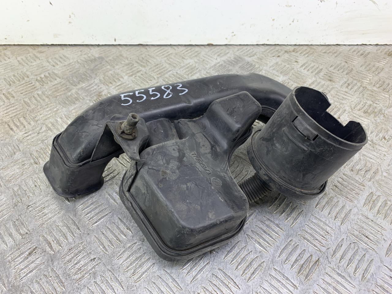 корпус воздушного фильтра Lancia Lybra 1 поколение 2000, 1.8 л., 839 A4.000, бензин, МКПП, седан, передний привод, 7786256 - фото №1