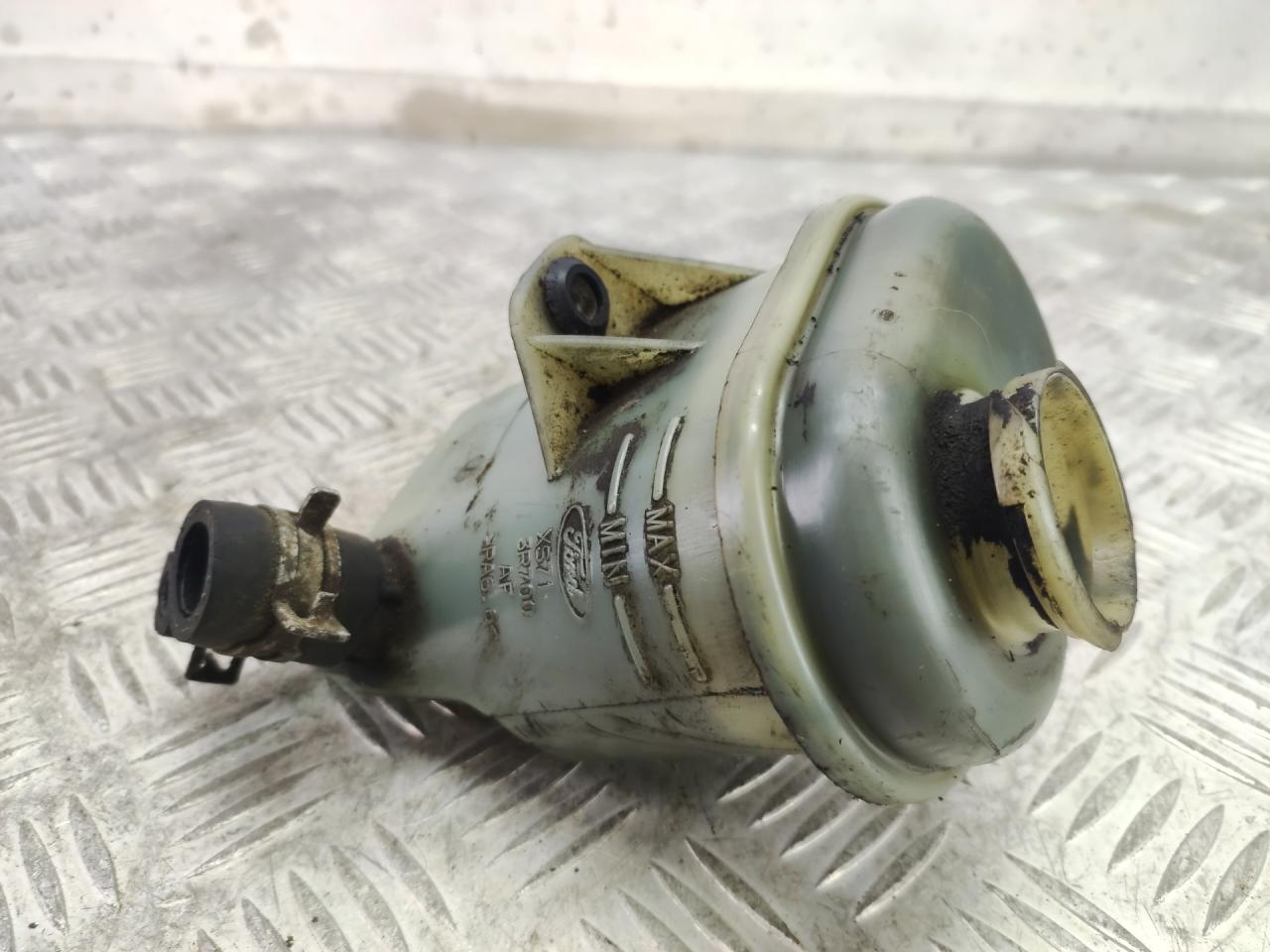 бачок гидроусилителя Ford Mondeo 3 поколение (2000 - 2003), XS713R700AF - фото №1