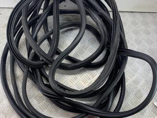 уплотнитель двери Kia Venga 1 поколение [рестайлинг] 2018, 1.6 л., бензин, АКПП, кофейный, хетчбэк 5 дв., передний привод