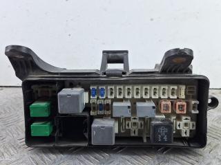 блок предохранителей Toyota Avensis 3 поколение (T270) (2008 - 2011)