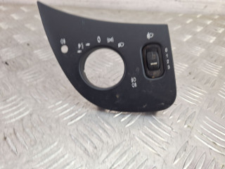кнопка корректора фар Mercedes-Benz A-Класс W168 W168.031 2001, 1.9 л., M 166.990, бензин, АКПП, черный, минивэн, передний привод, 1686890080JC