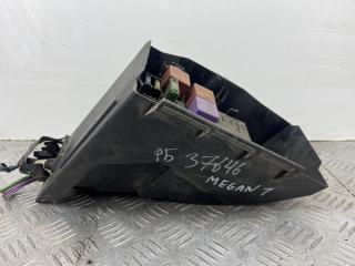 блок реле Renault Megane 1 поколение 1998, 1.6 л., K4M 720, бензин, МКПП, хетчбэк 5 дв., передний привод