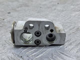 расширительный клапан кондиционера Volkswagen Polo 5 поколение 2011, 1.4 л., CGGB, бензин, 5МКПП, синий, хетчбэк 5 дв., передний привод, 6Q0820679F