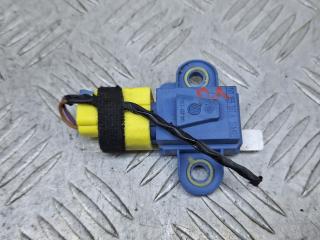 датчик удара Volkswagen Golf 5 поколение 2007, 1.4 л., CAXA, бензин, 6МКПП, серый, универсал, передний привод, 1K0955557A