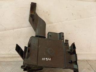 воздуховод (дефлектор) радиатора Volkswagen Passat B5 1998, 2.8 л., бензин, МКПП, оливковый, универсал, передний привод, 3B1819151A