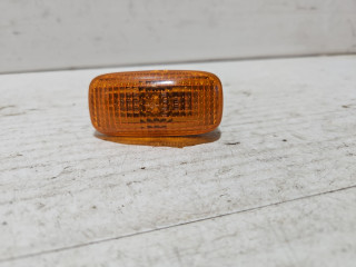 повторитель поворота на крыле Nissan Primera P11 (1996 - 2000), 236522