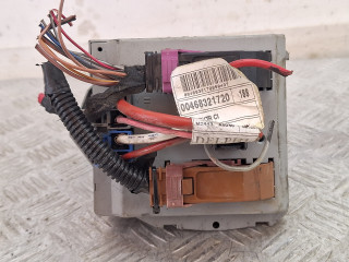 блок предохранителей Fiat Punto 2 поколение 2002, 1.2 л., 188 A4.000, бензин, МКПП, хетчбэк 5 дв., передний привод, 46760253