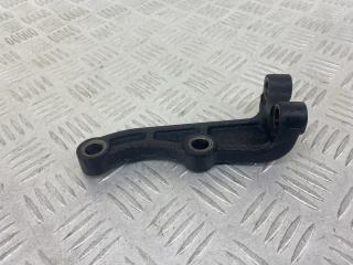 кронштейн раздаточной коробки Hyundai Santa Fe 2 поколение (CM) 2007, 2.2 л., D4EB, дизель, АКПП, серый, внедорожник 5 дв., полный привод