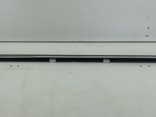 молдинг двери задней левой Hyundai Lantra 2 поколение [рестайлинг] 1999, 1.6 л., G4GR, бензин, МКПП, серебро, универсал, передний привод