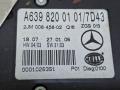 фонарь салона (плафон) Mercedes-Benz Vito W639 2006, 3.2 л., M 112.951, бензин, АКПП, черный, задний привод, A6398200101 - фото №7