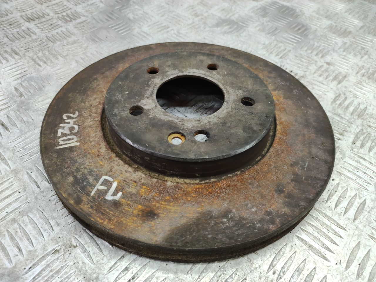 диск тормозной передний Mercedes-Benz SLK-Класс R170 2000, 2.0 л., M 111.958, бензин, АКПП, черный, кабриолет, задний привод - фото №1