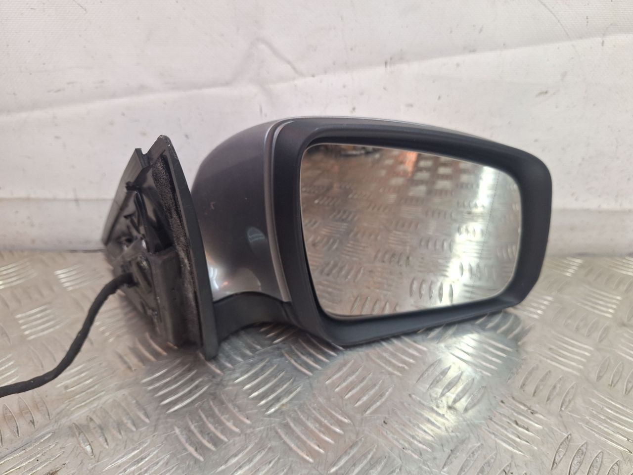 зеркало наружное правое Mercedes-Benz C-Класс W204/S204 2007, 1.8 л., M 271.950, бензин, АКПП, серебро, седан, задний привод, A2048100619 - фото №1