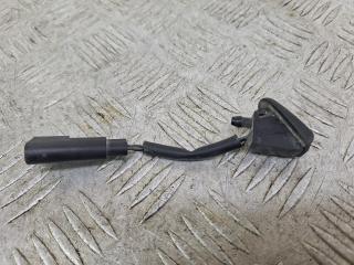 форсунка омывателя лобового стекла Ford Galaxy 2 поколение (2006 - 2010)