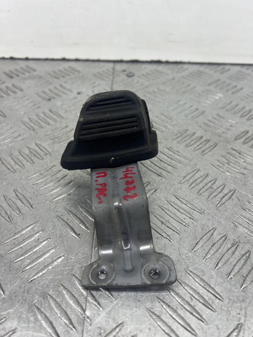 ограничитель открывания двери Chrysler Voyager 4 поколение 2004, 2.5 л., ENJ, дизель, МКПП, темно-синий, минивэн, передний привод, 04717756AB - фото №1