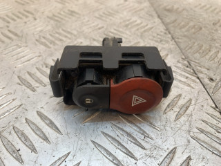 кнопка аварийной сигнализации Renault Clio 3 поколение 2007, 1.2 л., D4F 740, бензин, МКПП, хетчбэк 3 дв., передний привод, 88300000, 8200483813