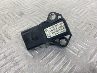 датчик абсолютного давления Volkswagen Touran 1 поколение [2-й рестайлинг] (2010 - 2015), 1.4 л., CAVC, бензин, 6МКПП, серый, минивэн, передний привод, 0281002401, 038906051C