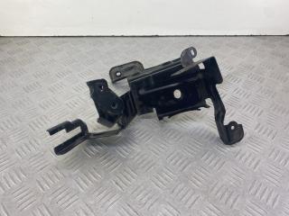 Кронштейн блока ABS Audi A4 B7 2006, 1.8 л., BFB, бензин, МКПП, универсал, 8E0614119AE