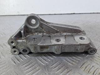 кронштейн двигателя Skoda Fabia 1 поколение (6Y) (1999 - 2004), 1.2 л., CBZA, бензин, МКПП, серый, универсал, передний привод, 03F199275C