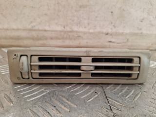 дефлектор обдува салона Volkswagen Transporter T4 (1990 - 2003), 703820963