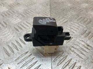 кнопка стеклоподъемника двери передней правой Nissan Almera Tino V10 (2000 - 2003)