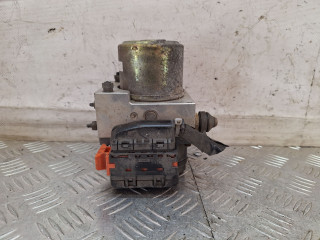 блок ABS Mazda Premacy 1 поколение [рестайлинг] 2002, 1.8 л., FP, бензин, МКПП, серебро, передний привод, 2082075008, CB80437AZ