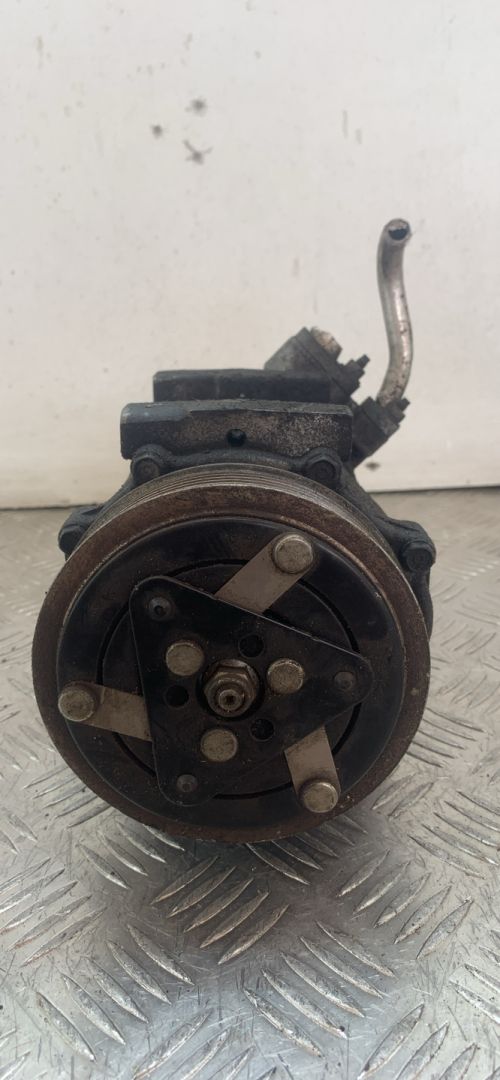 компрессор кондиционера Citroen Xsara Picasso 1 поколение 2002, 9645440480, SD7V161242 - фото №1