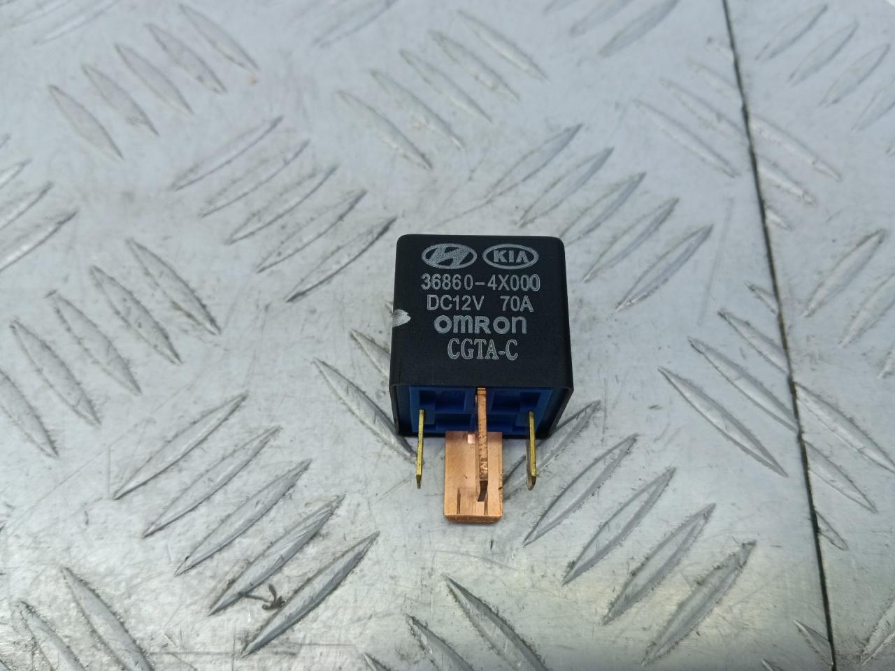 реле накала свечей Hyundai H-1 Grand Starex 2008, 2.5 л., дизель, МКПП, белый, минивэн, задний привод, 368604X000 - фото №1