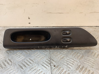 блок управления стеклоподъемниками Renault Laguna 1 поколение (1993 - 1998)