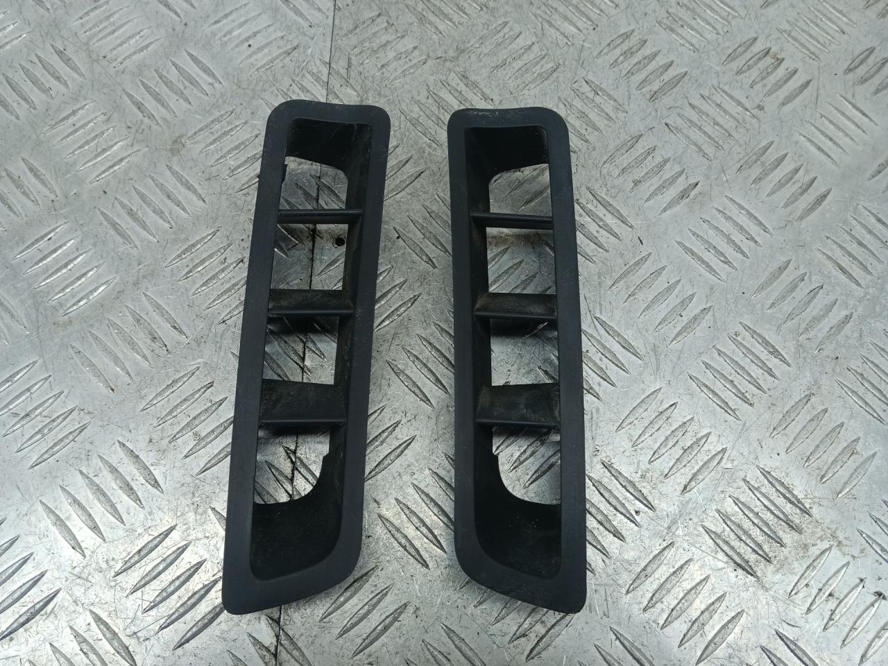 накладка на торпедо (консоль) Renault Laguna 3 поколение 2011, 2.0 л., M9R 802, дизель, МКПП, универсал - фото №1