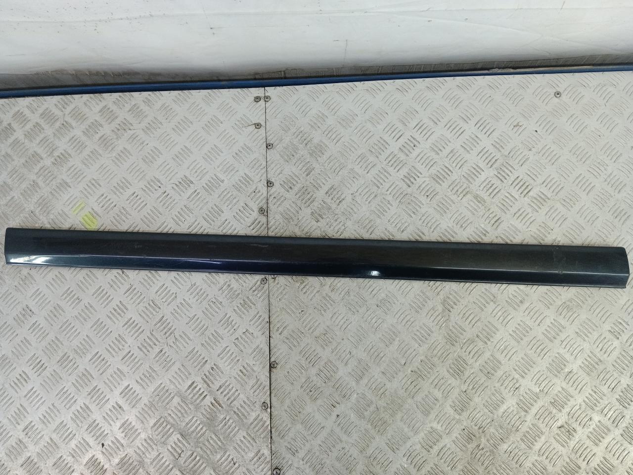 молдинг двери задней правой Mercedes-Benz Vito W639 2006, 3.2 л., M 112.951, бензин, АКПП, черный, задний привод, A6396901362 - фото №1