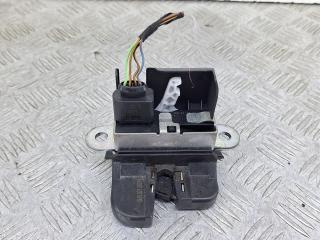 замок багажника Volkswagen Golf 5 поколение 2007, 1.4 л., CAXA, бензин, 6МКПП, серый, универсал, передний привод, 5M0827505H