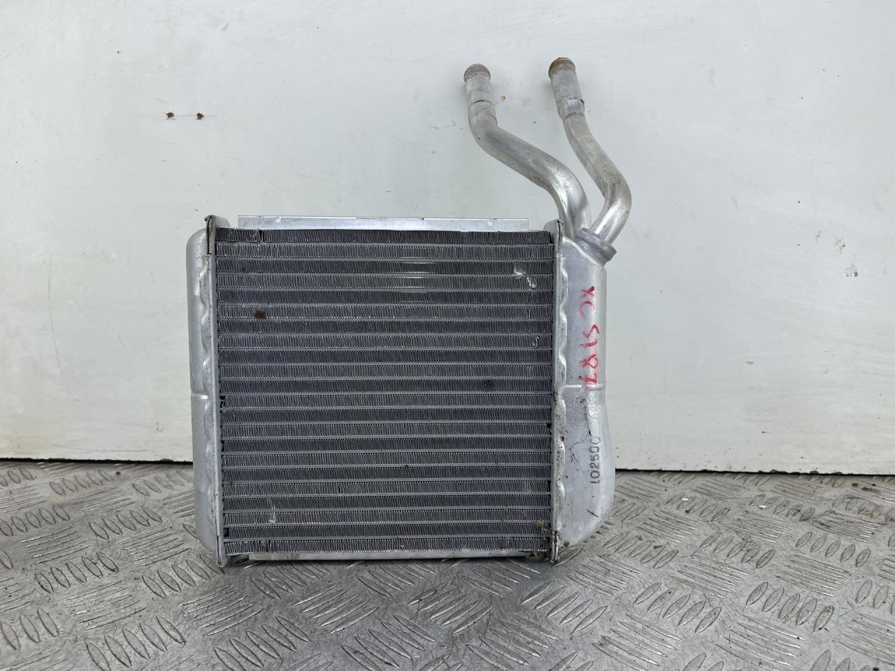 радиатор отопителя (печки) Chevrolet Alero 1 поколение 2000, 2.4 л., бензин, АКПП, красный, седан, передний привод, 102500 - фото №1