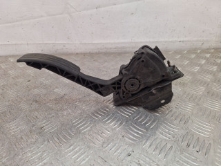 педаль Renault Sandero 1 поколение 2012