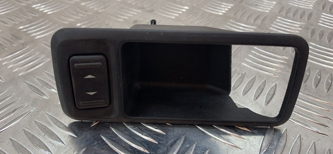 кнопка стеклоподъемника двери задней левой Ford C-Max 1 поколение 2007, 03168700, 3M5T14529AA - фото №1